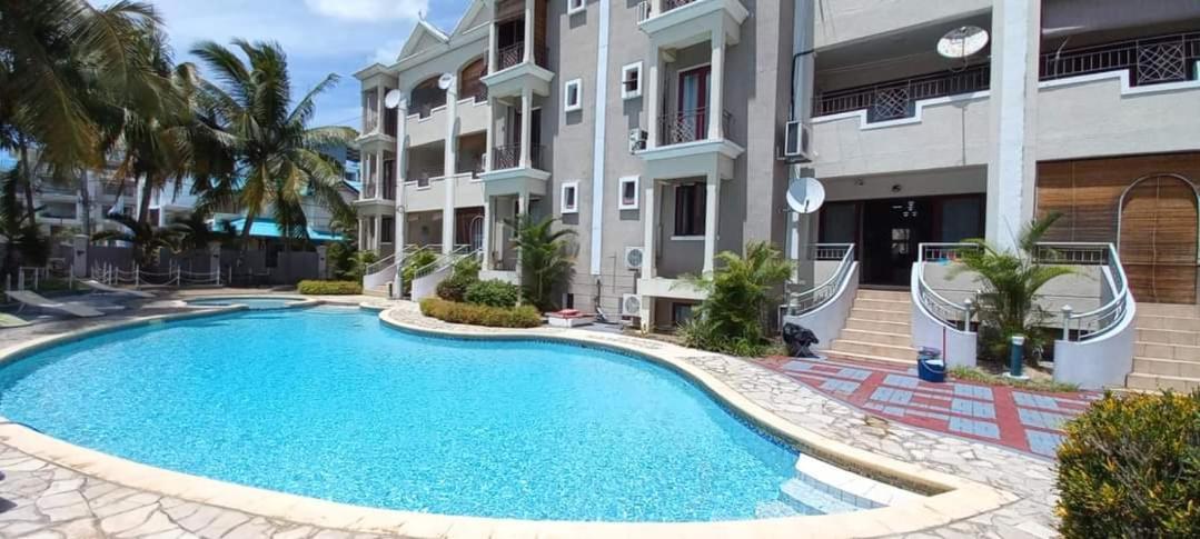 מון שואזי Apartment With Sea View - Residence Abrico מראה חיצוני תמונה